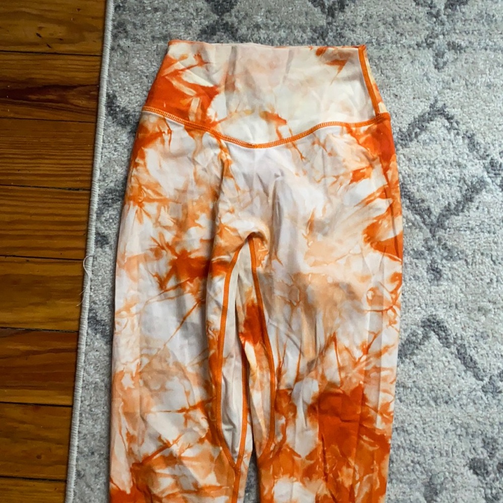 Balance athletica workout pants size small. Orange tie dye